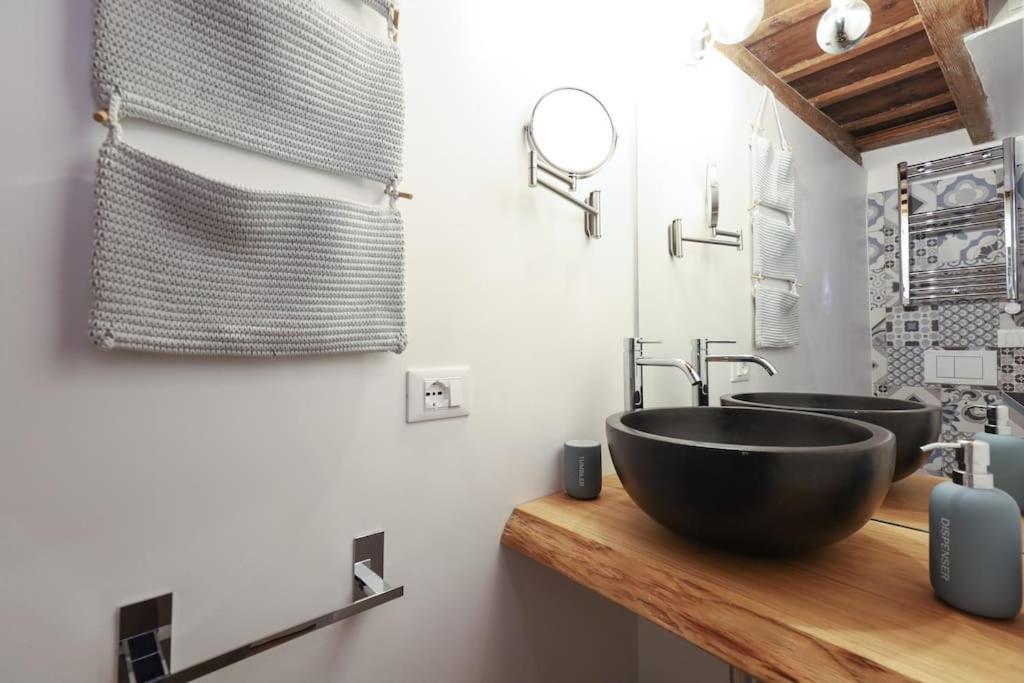 Cozy Loft Navigli, Close To Duomo And Bocconi - Italy Flat Vacation Milan Exterior photo